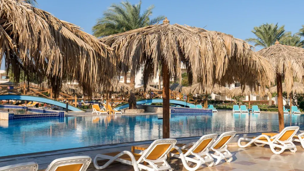 الفندق لونج بيتش ريزورت - الغردقة